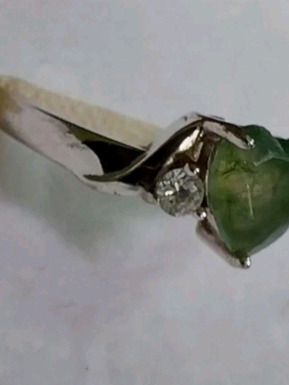 Heart-Shaped Green Gemstone Ring with Clear Accents - Women Jewelry - Picture 3 of 6